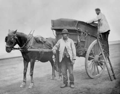 Flying Dustmen, 1877 by John Thomson